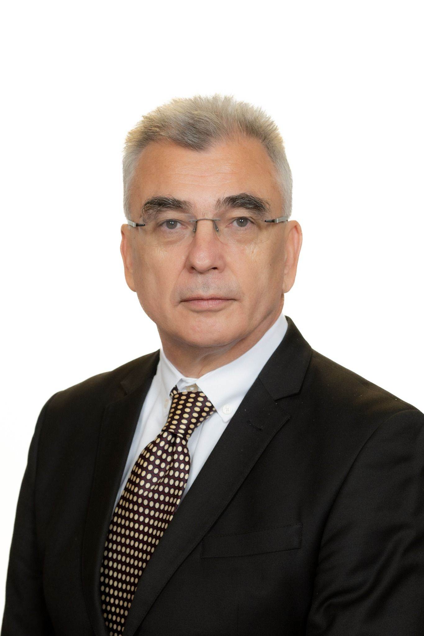 Analiza lui Petrișor Peiu: România reprezintă veriga slabă a lanțului occidental în contextul creșterii dobânzilor