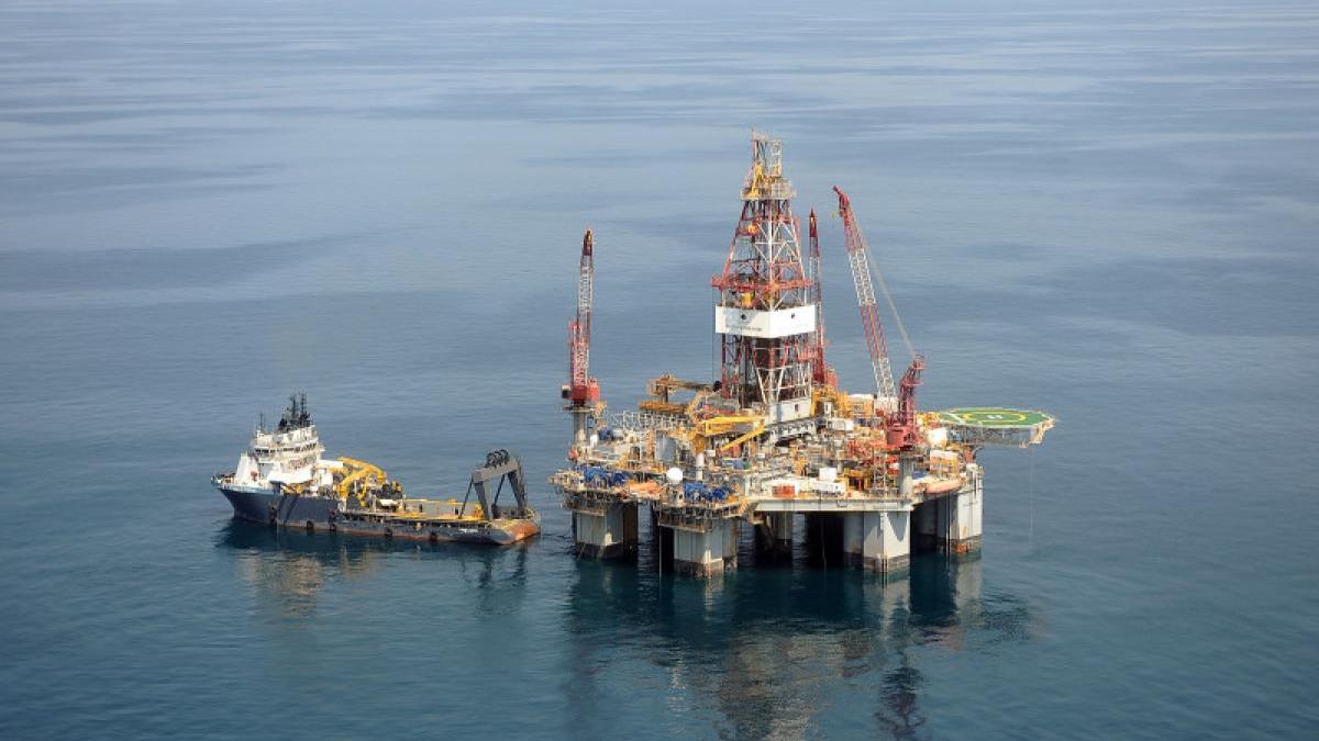 Bogdan Ivan critică retorica împotriva exportului de gaze din Neptun Deep și subliniază necesitatea securității energetice