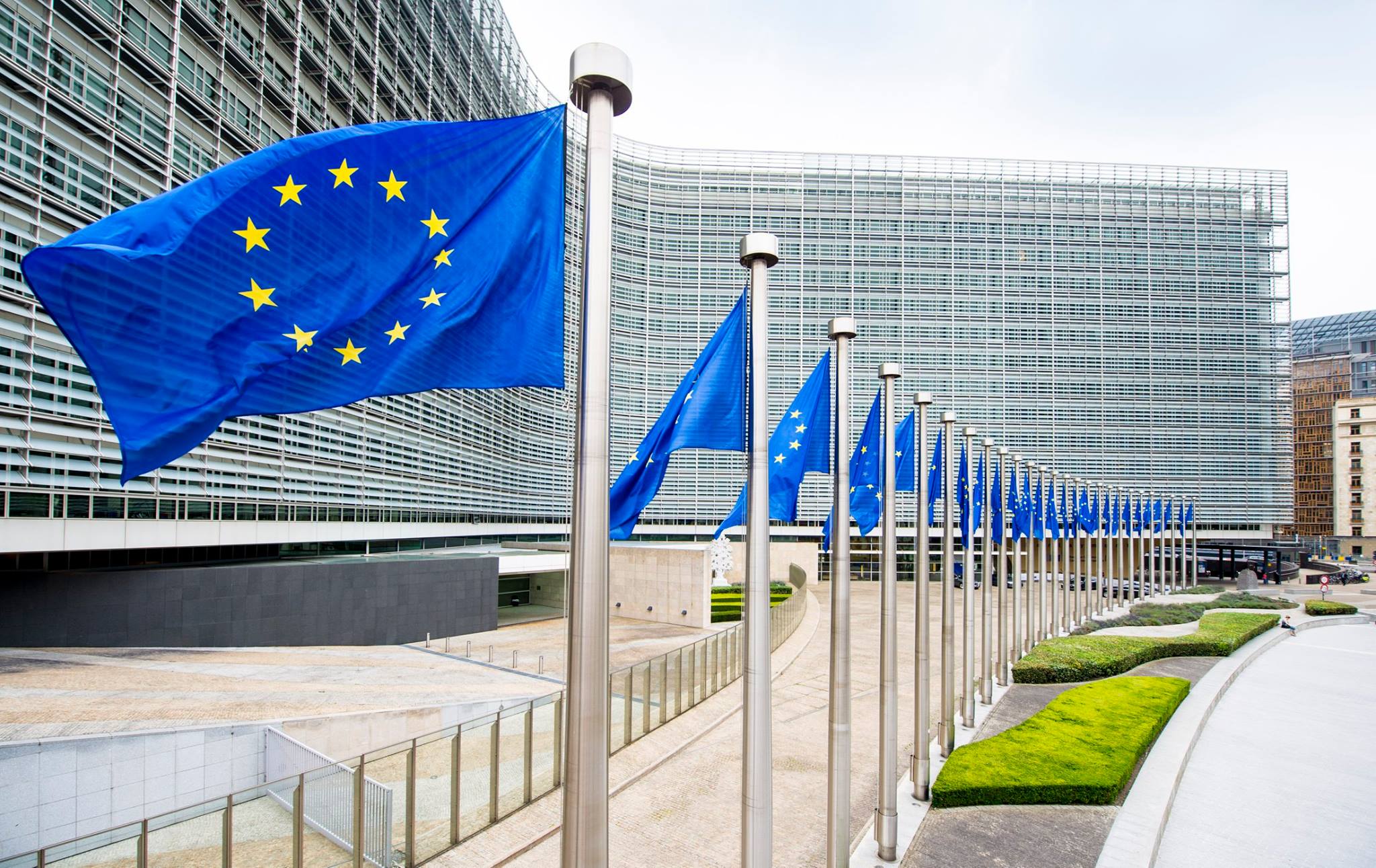 Consiliul UE aprobă cinci proiecte de apărare paneuropene pentru securitatea strategică a continentului