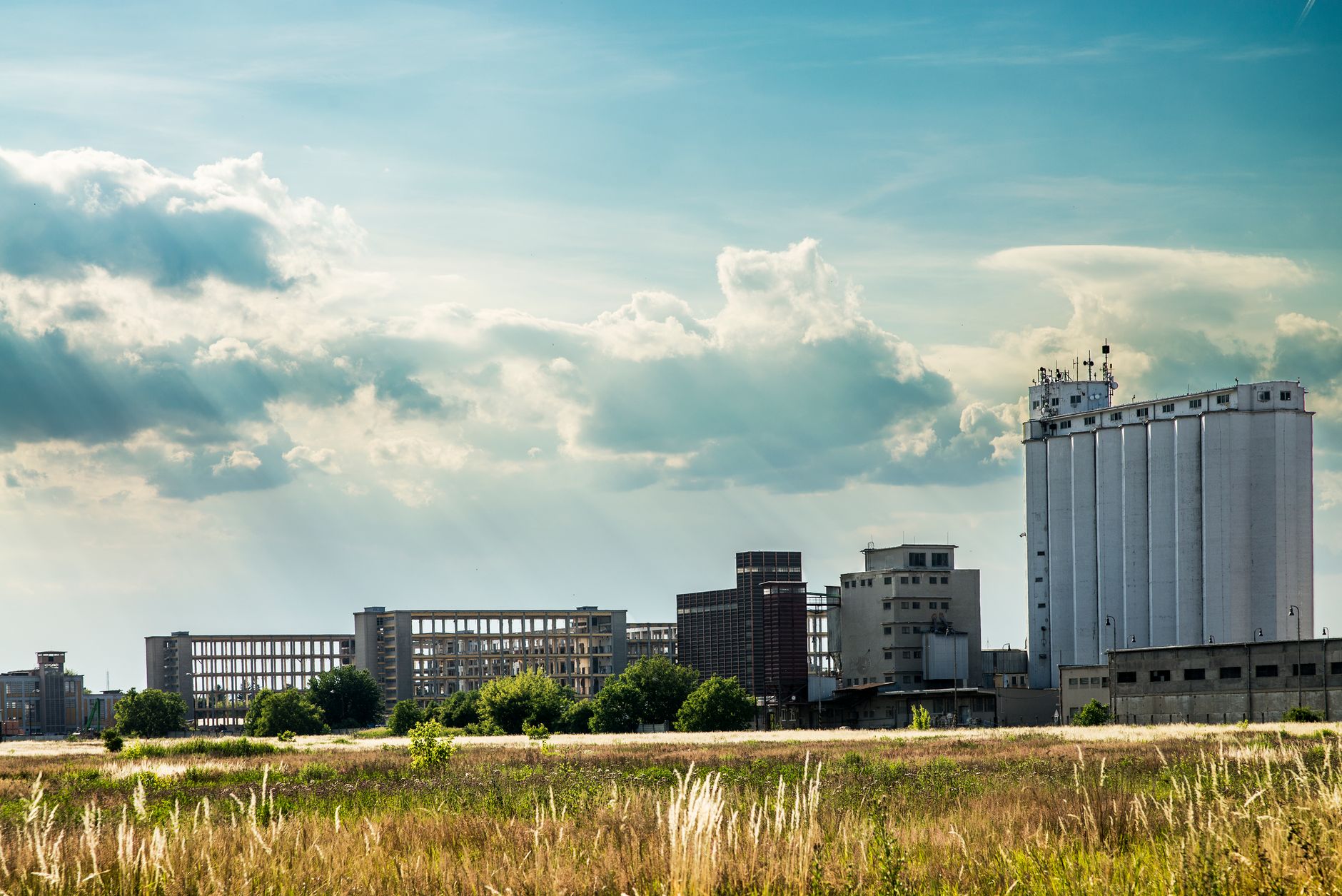Noua arhitectură a bugetului UE ar putea accentua divergențele economice regionale, avertizează cercetătorii