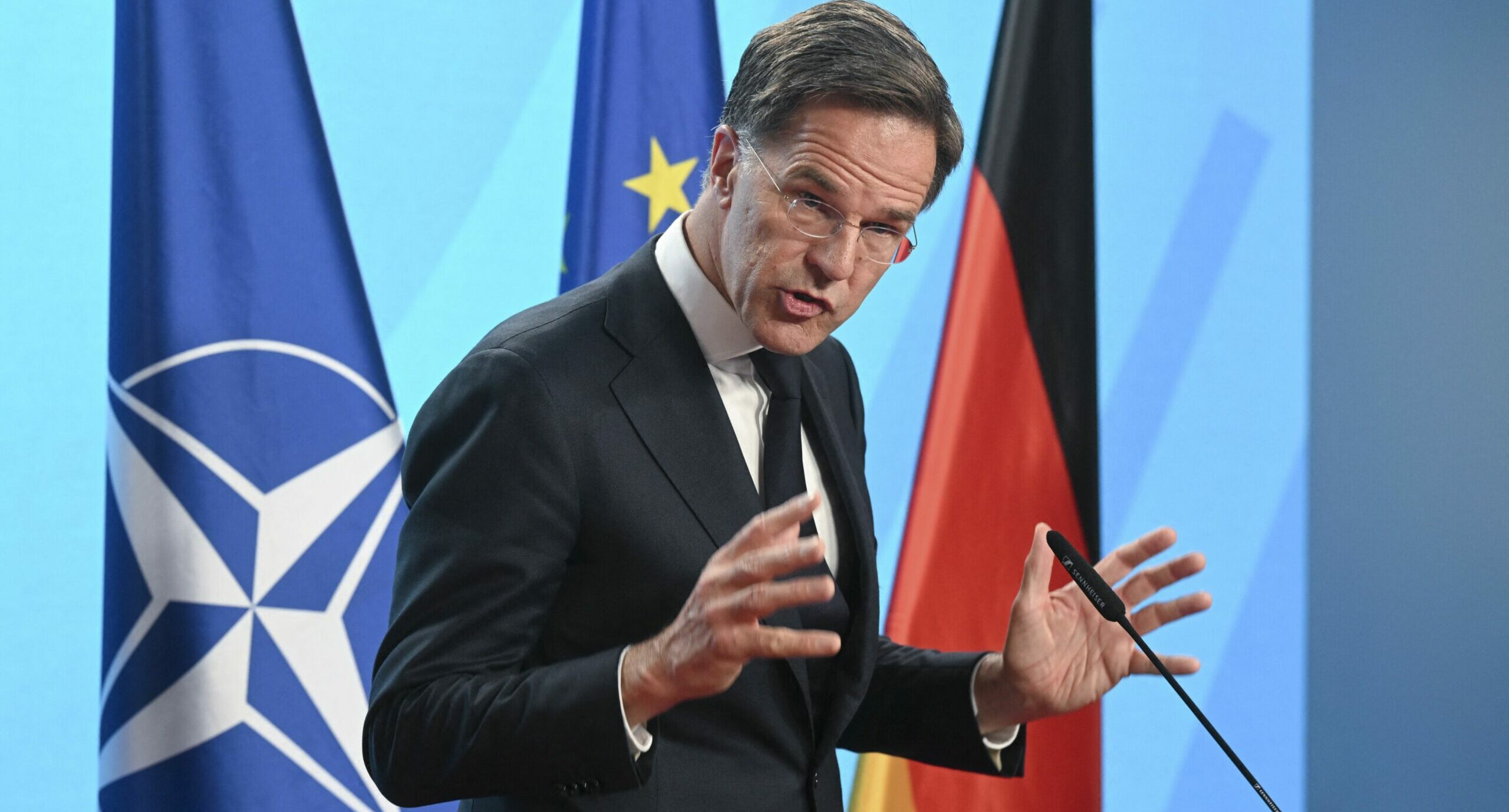 Avertismentul lui Mark Rutte privind dronele rusești și campania de război hibrid împotriva NATO