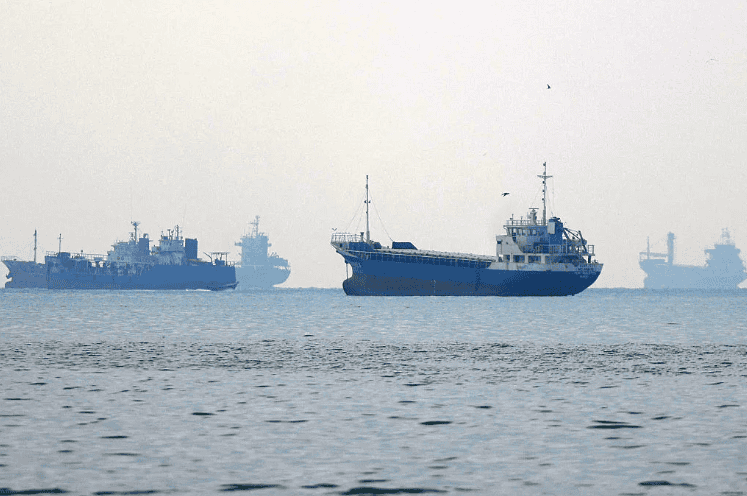 Ascensiunea prețurilor petrolului în contextul perturbărilor logistice din Golful Persic și Strâmtoarea Ormuz