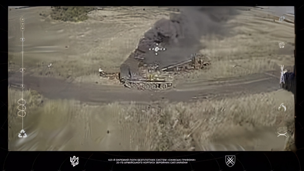 Tanc rusesc T-54 distrus de drone ucrainene după o deplasare de 9.000 de kilometri de la Extremul Orient