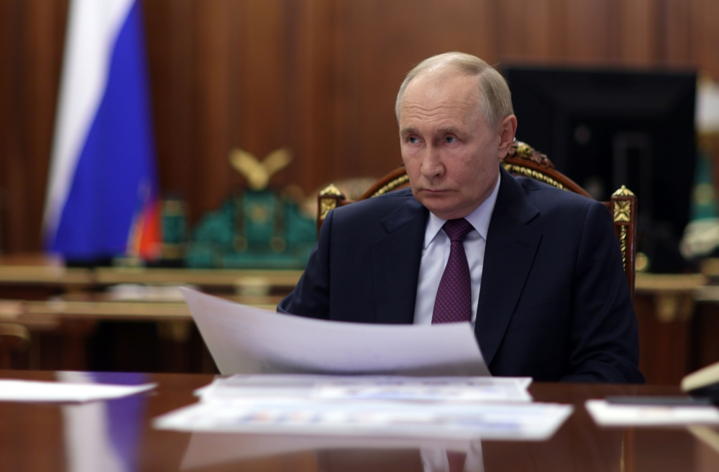 Eșecul informațional al Kremlinului: Ucraina a recucerit teritorii în timp ce Putin raporta progrese false