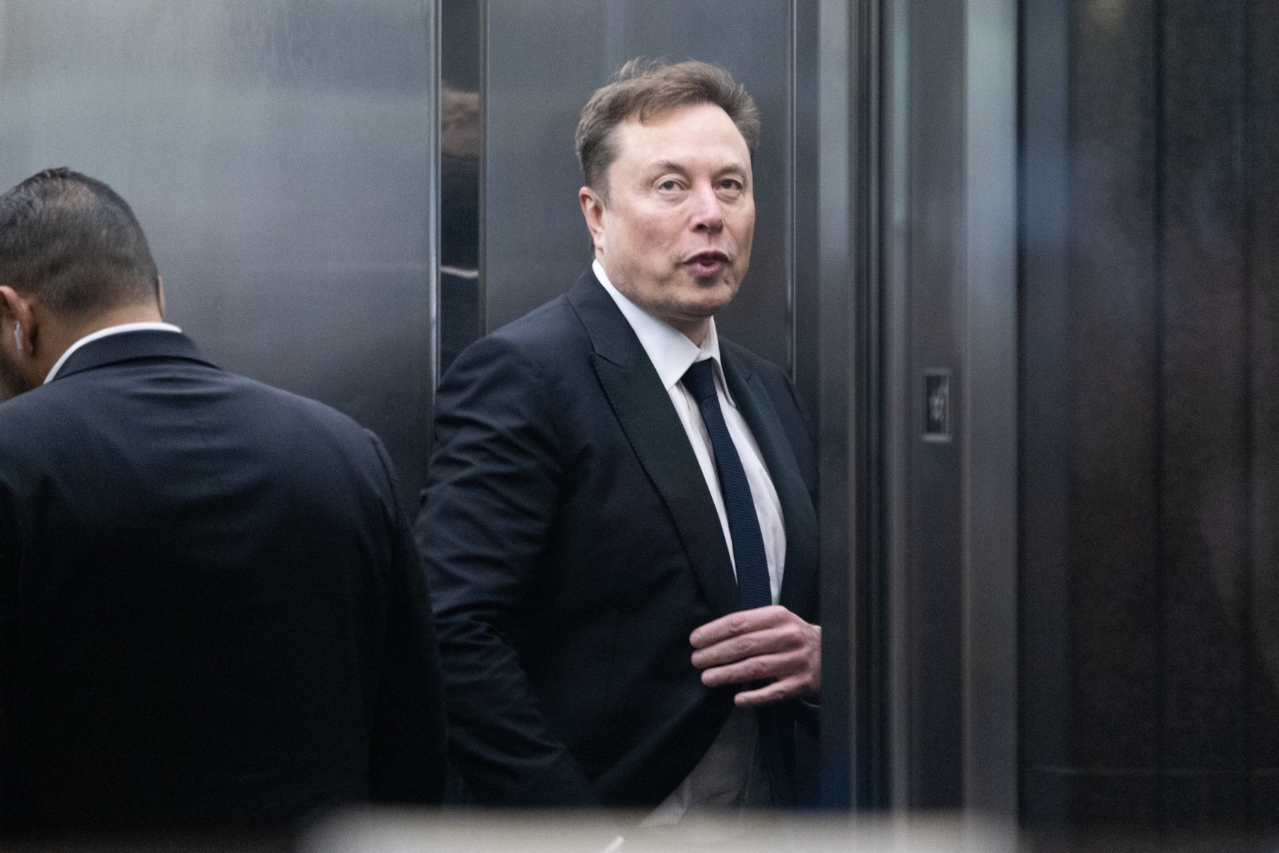 Pentagonul lansează Proiectul Meridian pentru viitorul războiului sub îndrumarea lui Elon Musk