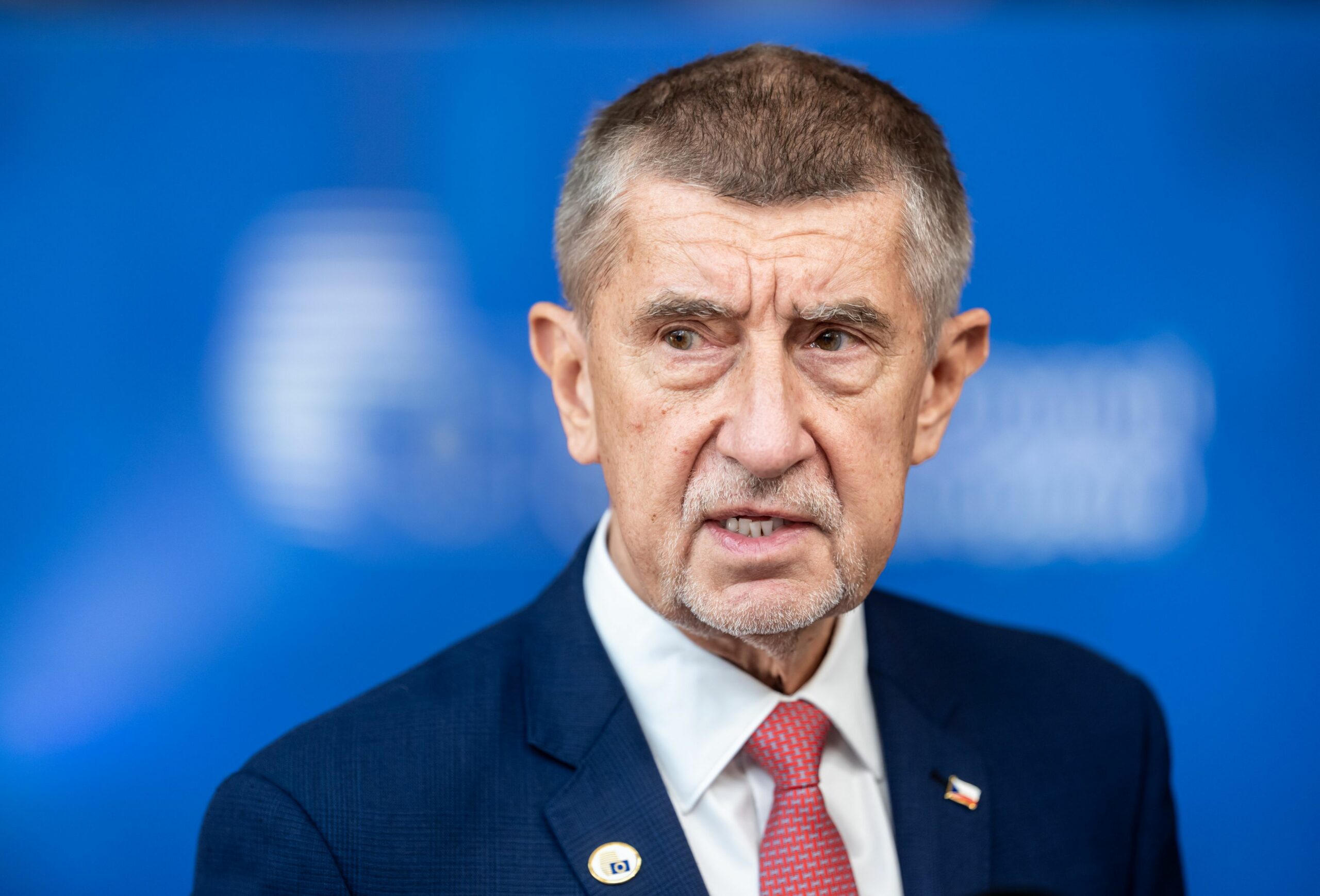 Guvernul lui Andrej Babiš a supraviețuit moțiunii de cenzură în Parlamentul Cehiei