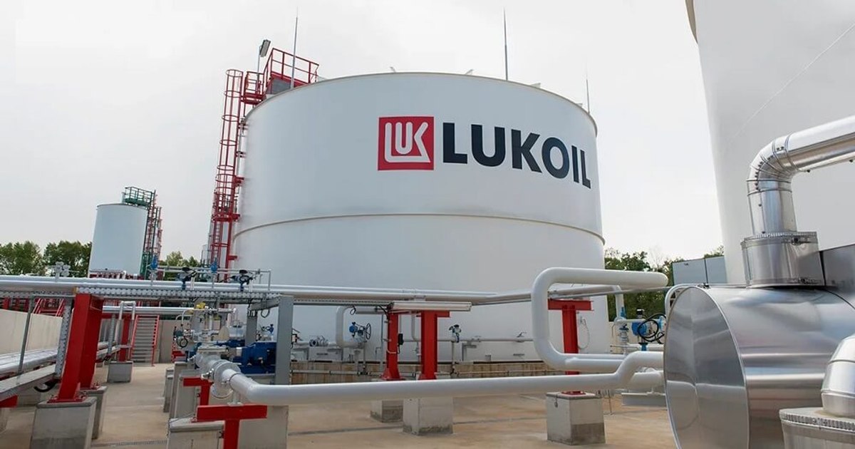 Tranzacție petrolieră de miliarde de dolari cu activele Lukoil în cadrul negocierilor de pace SUA-Rusia
