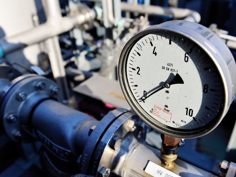 Riscul de dependență energetică: Cum ar putea arăta contractele de LNG american pentru companiile din România