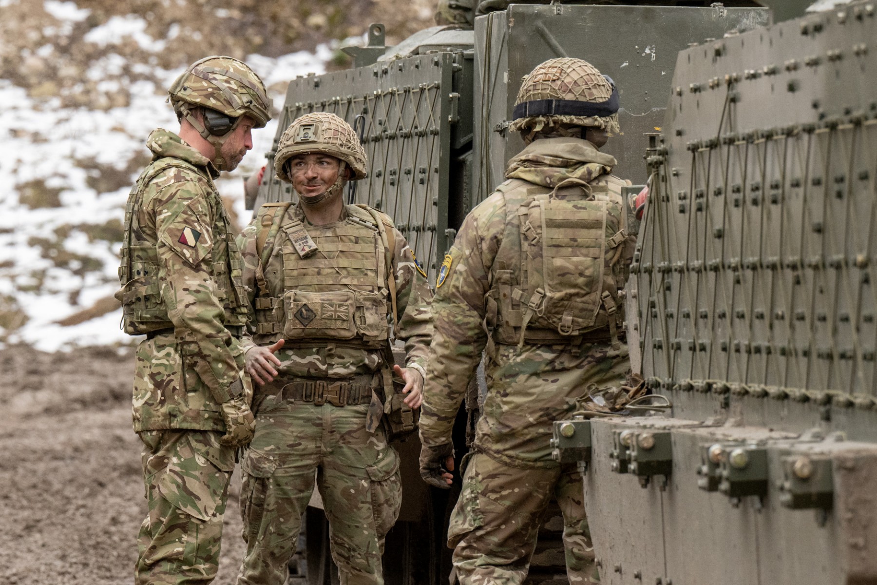 Estonia implementează strategia de „apărare activă” prin relocarea trupelor și achiziția de sisteme de rachete