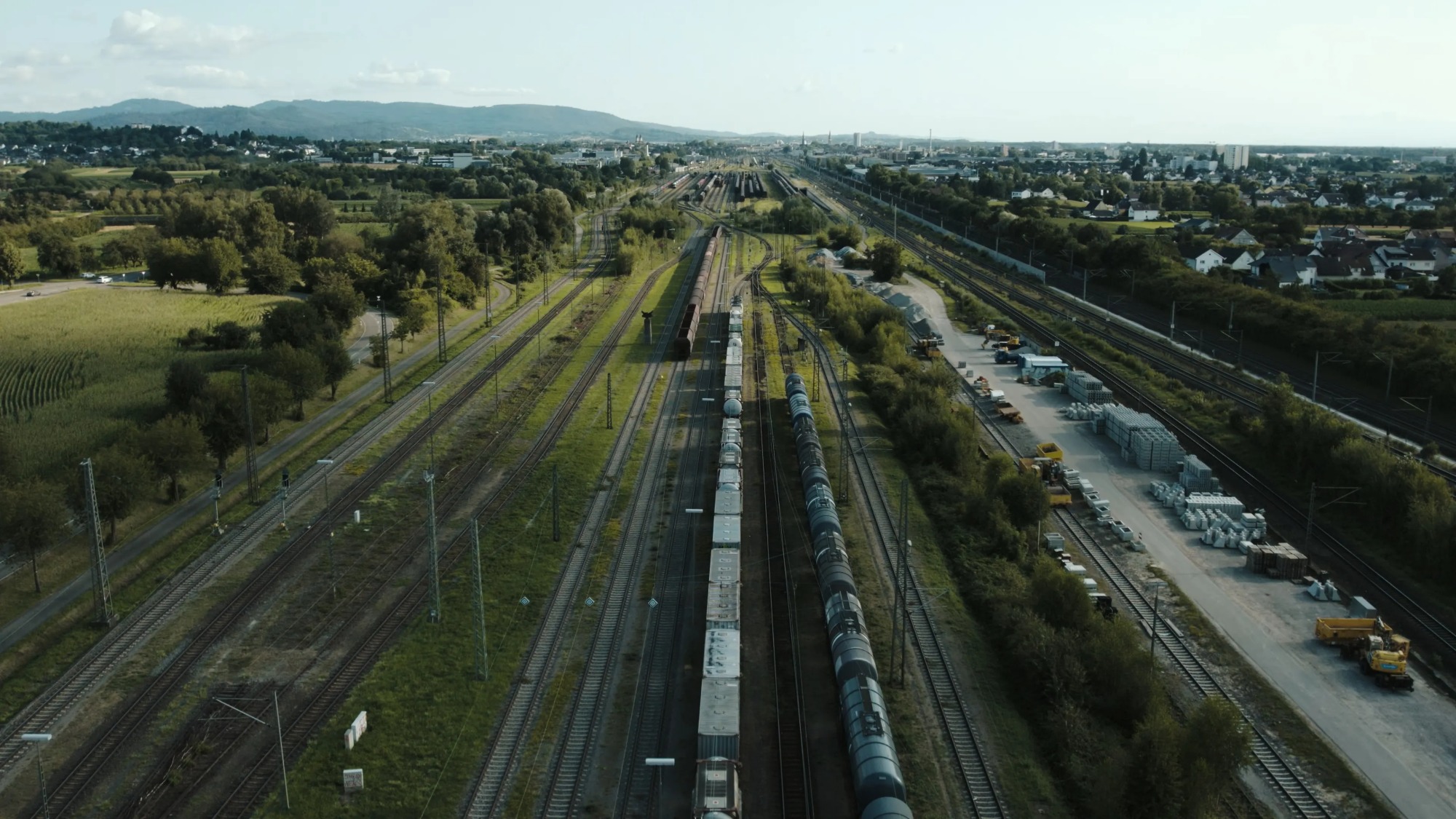 Strategia hibridă a Rusiei: Europa ar putea deveni ținta sabotajelor asupra rutelor logistice către Ucraina