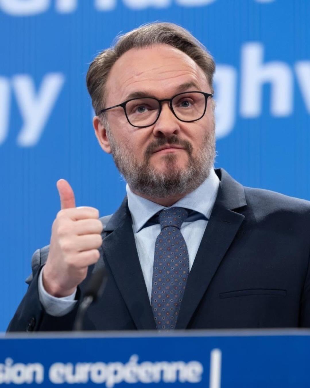 UE analizează amânarea regulilor privind emisiile de metan pentru a proteja securitatea energetică