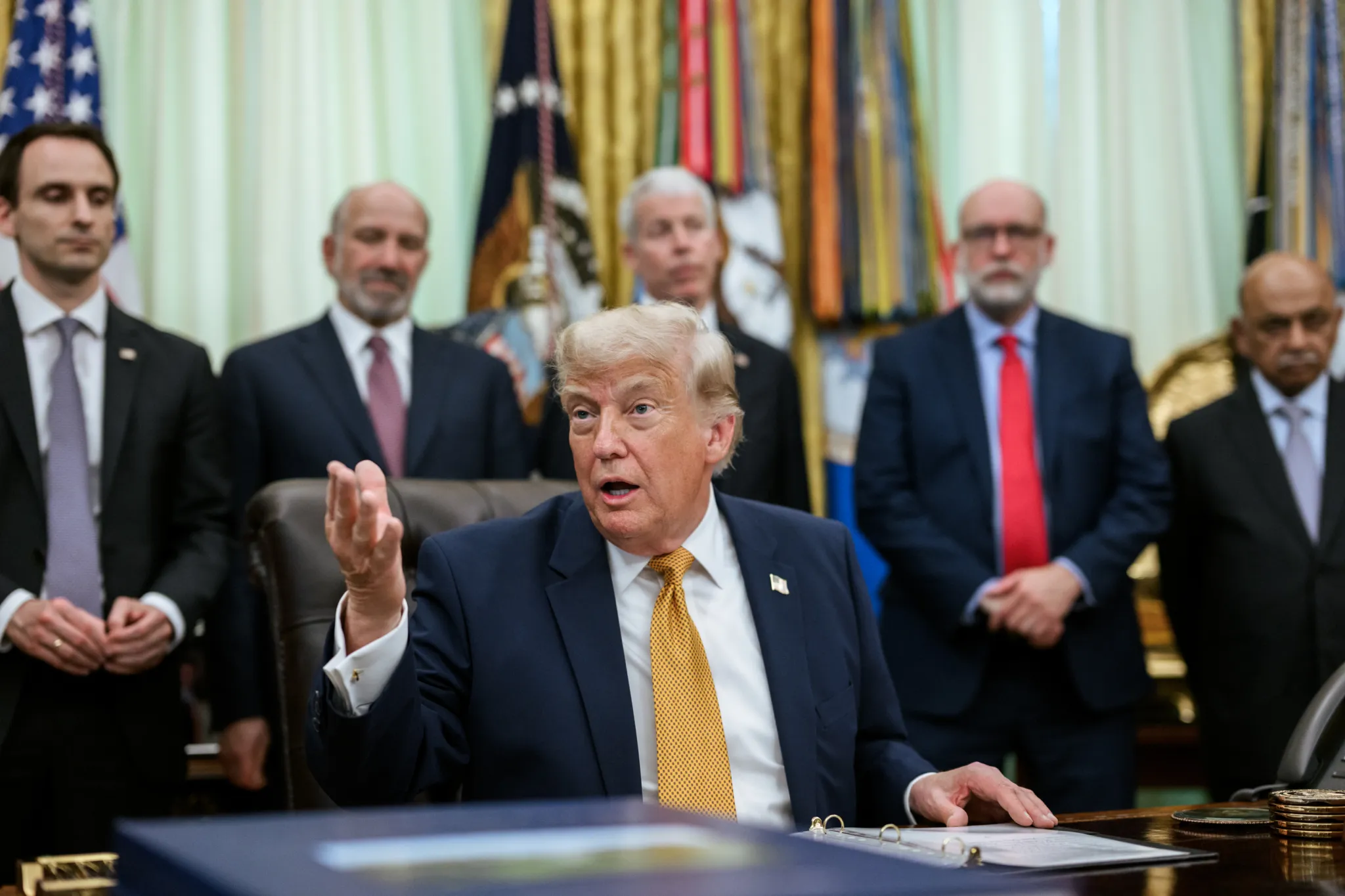 Donald Trump va discuta cu Vladimir Putin după raportul despre un caz de ciumă în Siberia