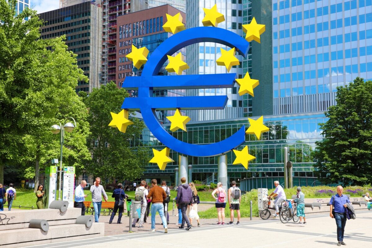 Negocieri pentru viitorul BCE: Franța propune un schimb de influență la conducerea Băncii Centrale Europene