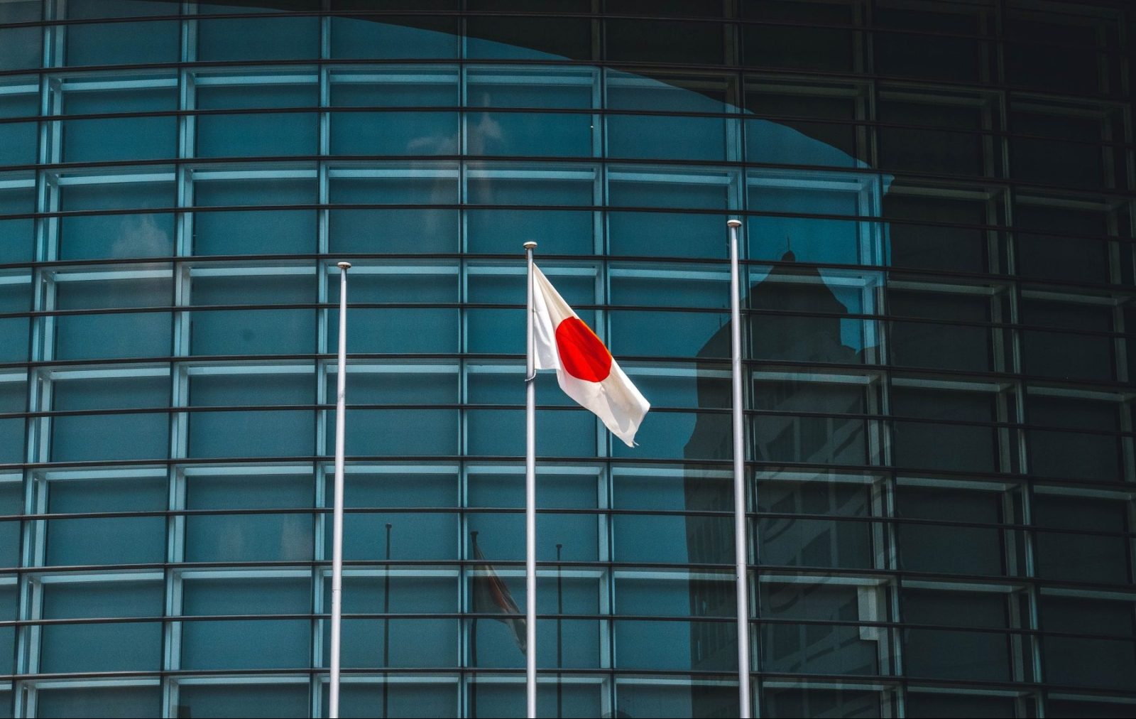 Tensiuni diplomatice în Japonia: Okinawa solicită revizuirea acordului militar cu SUA după uciderea unei femei