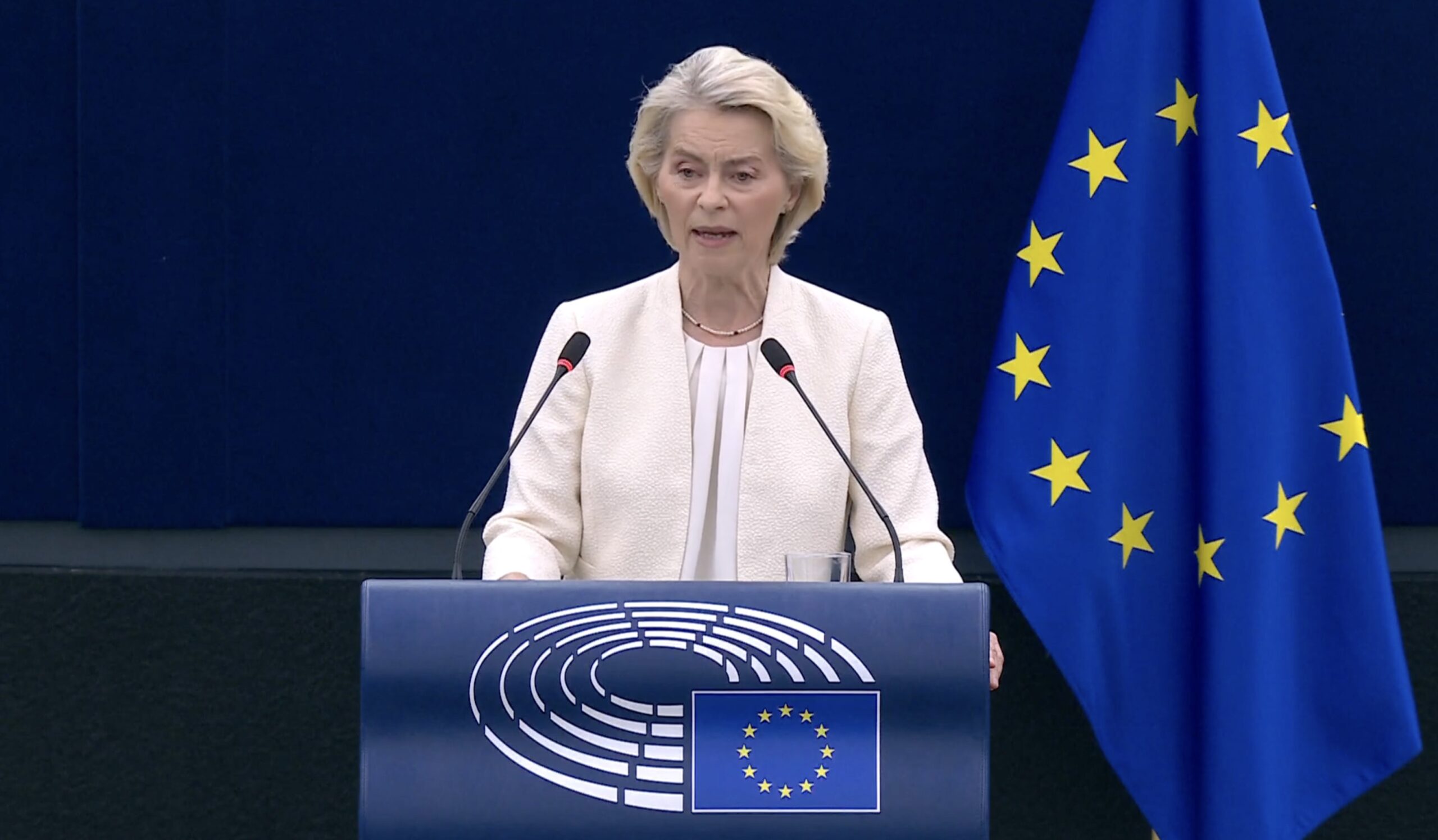 Ursula von der Leyen avertizează privind deficitul comercial cu China și amenințările la adresa democrației europene