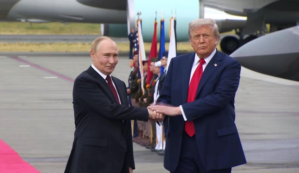 Acord energetic între Donald Trump și Vladimir Putin: Importuri masive de motorină rusă pentru stabilizarea prețurilor