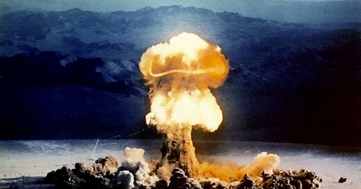Riscul de extincție a umanității până în 2100: AI-ul și războiul nuclear sunt principalele amenințări