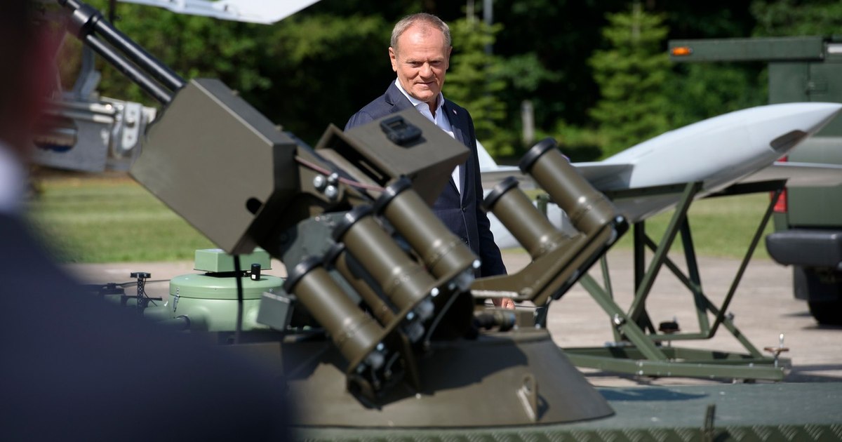 Amenințare cu atac asupra premierului Donald Tusk și a ministrului Apărării din Polonia
