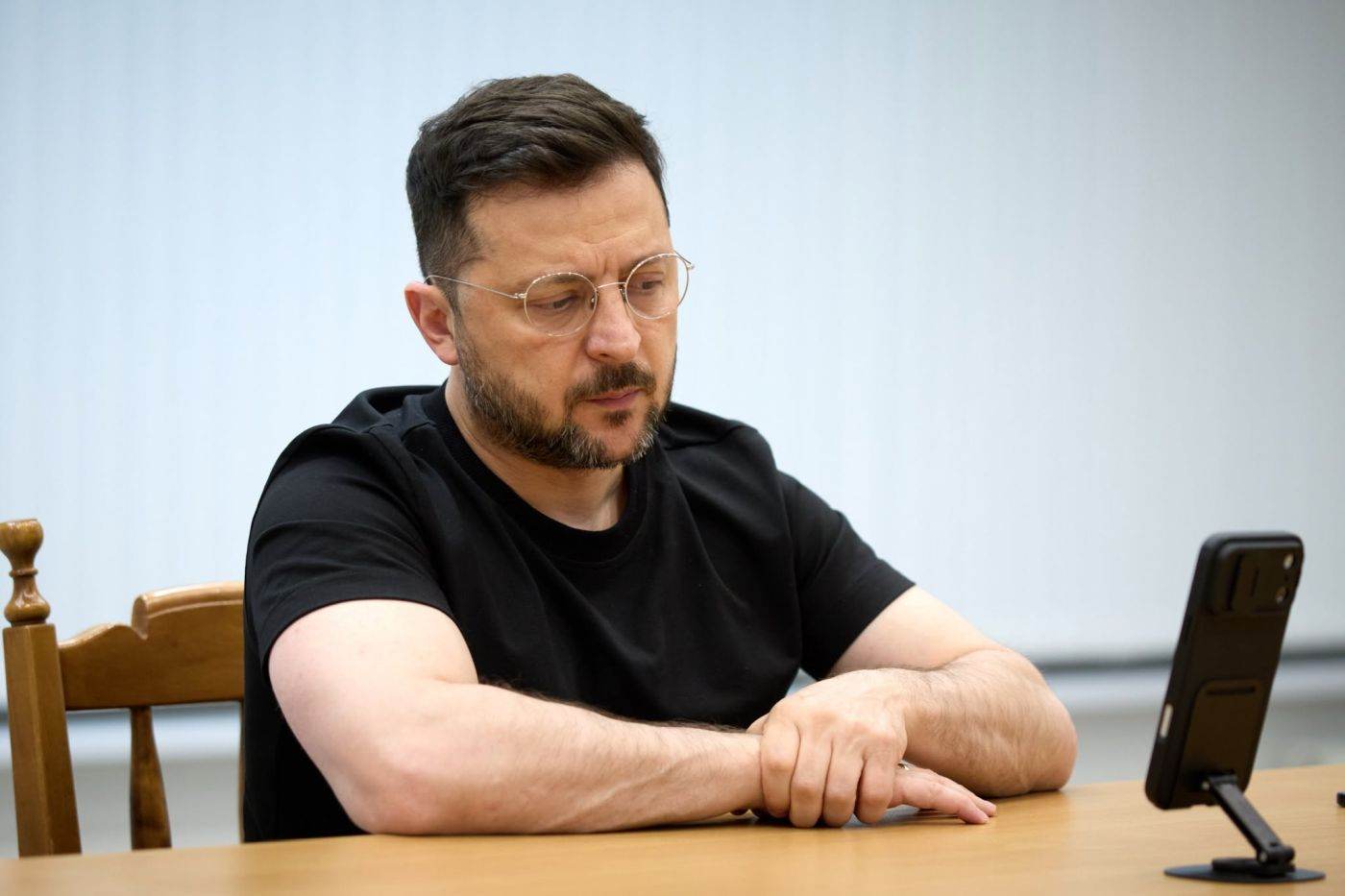 Volodimir Zelenski respinge solicitările lui Donald Trump privind schimbarea conducerii de la Kiev