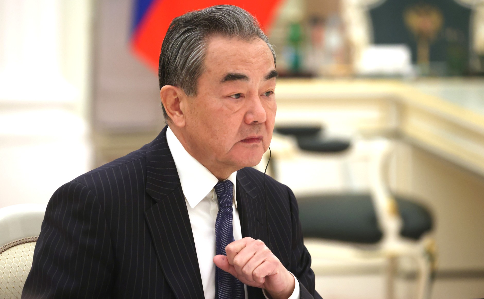 Diplomația chineză în Europa: Wang Yi începe un turneu oficial în patru țări europene