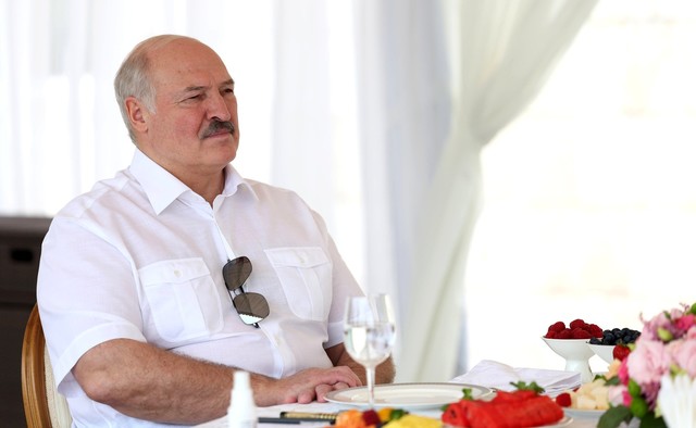 Diplomația lui Trump obține eliberarea deținuților din Belarus în schimbul relaxării sancțiunilor SUA